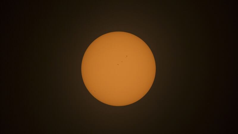 Eclipse de Sol, solsticio de verano y Luna de fresa: ¡todo esto tendrá junio!