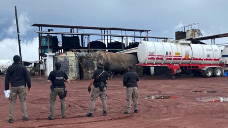 Otro golpe al huachicol: Decomisan más de 900 mil litros de hidrocarburos en Veracruz