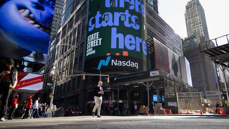 Wall Street cierra ‘animada’ previo a la investidura de Trump... pero México anota pérdidas