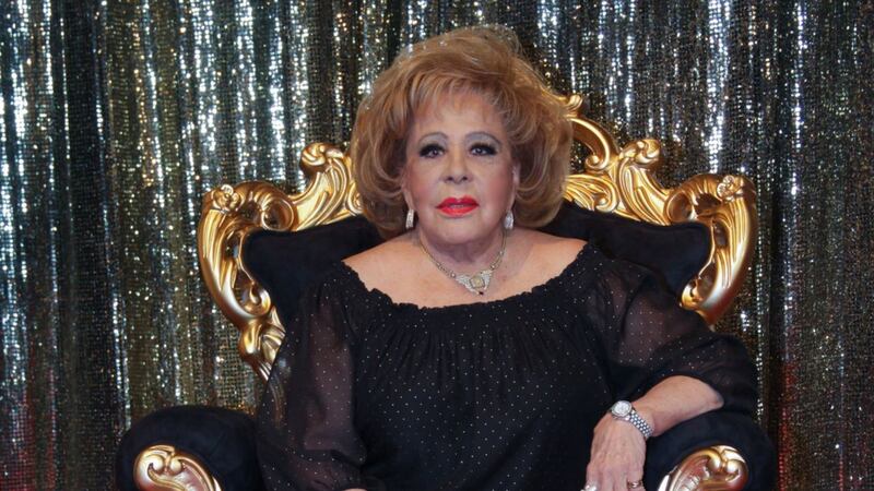 Efigenia Ramos, asistente de Silvia Pinal, revela por qué la hospitalizaron: ‘Ya era un peligro’