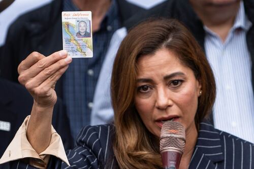 ¿Ernesto Ruffo obtiene prisión domiciliaria? Su hija aclara situación legal tras suspensión definitiva
