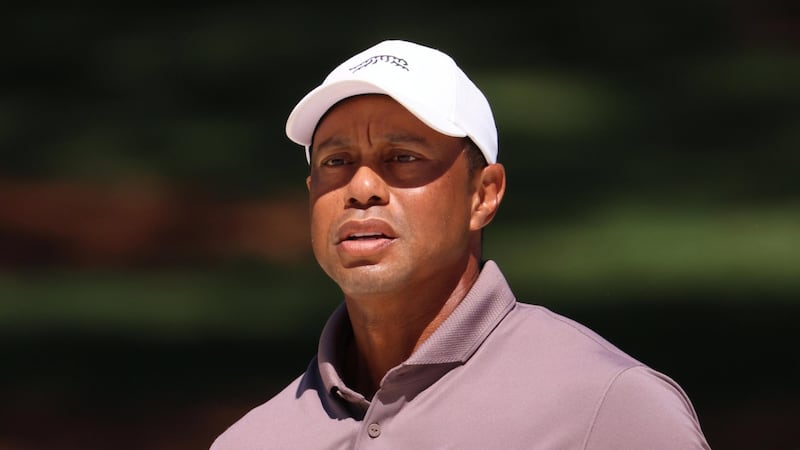 ‘Voy a recibir tratamiento’: Tiger Woods se retira temporalmente tras volcadura de su automóvil