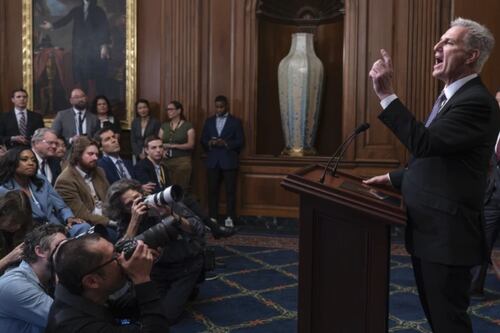 Posible cierre de Gobierno en EU: McCarthy tiene este plan, pero pone en riesgo su cargo