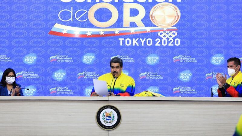 ‘¡Le dieron una patada!’ Maduro se va vs. el Barcelona por salida de Messi; confiesa que lloró por la noticia