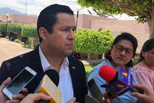 Diego Sinhue no descarta adquirir deuda ante recortes federales