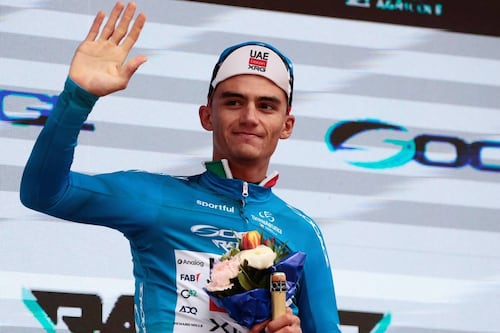 Isaac del Toro mantiene la ‘Maglia Azzurra’: Mexicano es líder tras la etapa 3 de la Tirreno-Adriático 2026