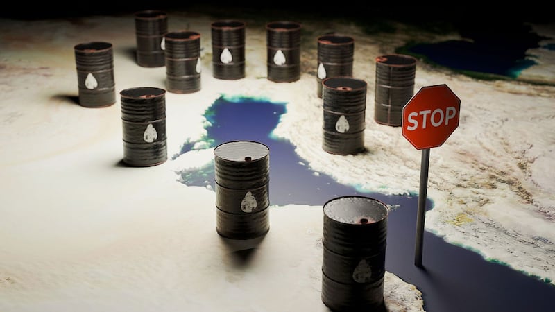 Irán cierra otra vez el Estrecho de Ormuz tras ataques de EU