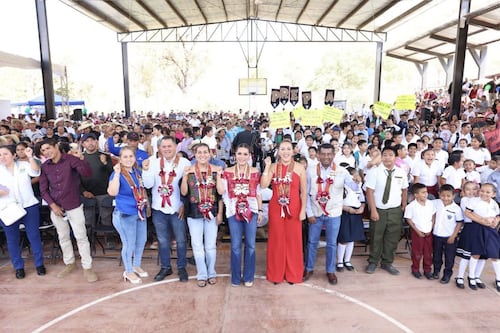 Evelyn Salgado anuncia obras por 14 MDP en Acapetlahuaya y en Ixcapuzalco