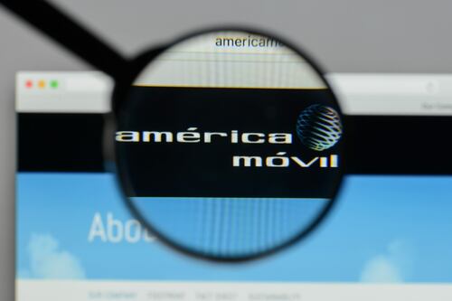 Carlos Slim sale al mercado: América Móvil venderá bonos para 2029 y 2034