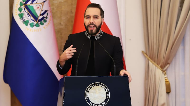 ¿Bukele bajo la lupa en EU? Denuncian abusos en El Salvador por régimen de excepción