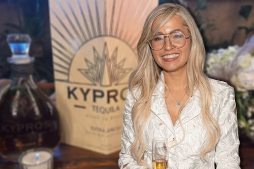 ‘Llegué con 100 pesos en la bolsa’: La historia de Krypos, tequila de la chef venezolana Gabriela Vásquez