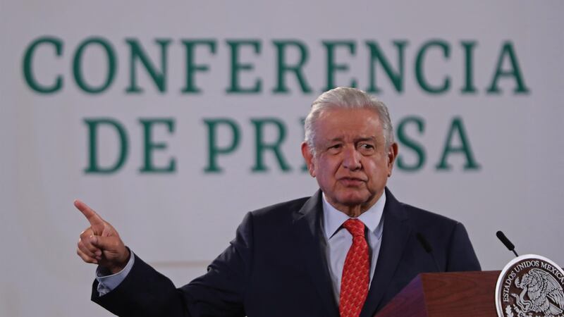 AMLO ‘apura’ al Poder Judicial: pide agilizar la liberación de reos