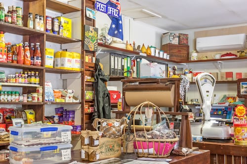 Abarroteros y tienditas elevan 6.1% sus ventas en agosto