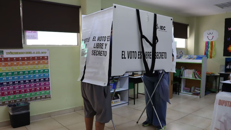 El árbitro no legisla ni gana elecciones