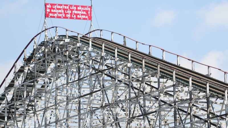 ‘No podía dormir’: Operador de la Feria de Chapultepec narra cómo se descarriló Quimera, la montaña rusa