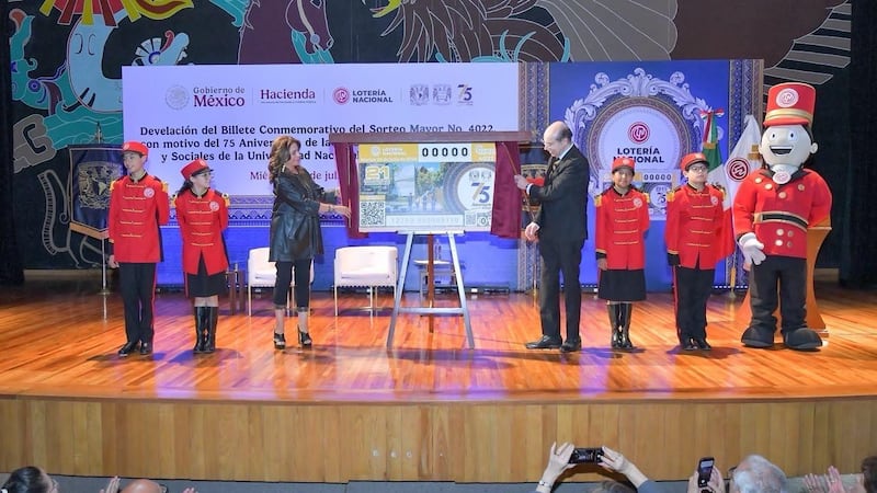 Presentan billete de Lotería que celebra legado y 75 años de la Facultad de Ciencias Políticas y Sociales de la UNAM