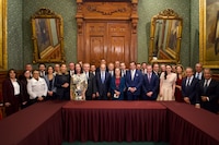 ¿Entra más inversión? Sheinbaum se reúne con Carlos Slim y empresarios por Plan México