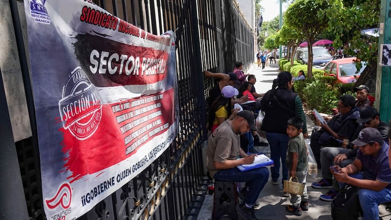 CNTE confirma más movilizaciones en CDMX a partir del 1 de junio, tras 7 horas de negociaciones con Segob