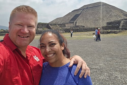 Un bombero y una médica de Houston auxiliaron a víctimas de balacera en Teotihuacán: ‘Fue surreal’