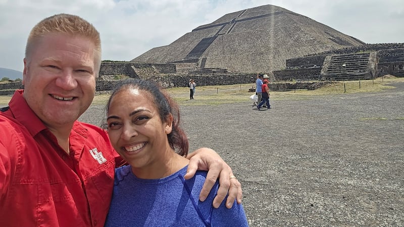 Un bombero y una médica de Houston auxiliaron a víctimas de balacera en Teotihuacán: ‘Fue surreal’