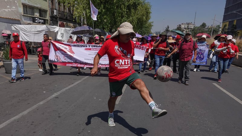 Plantón de la CNTE en CDMX: ¿Qué sabemos de la huelga nacional de maestros antes del Mundial 2026?