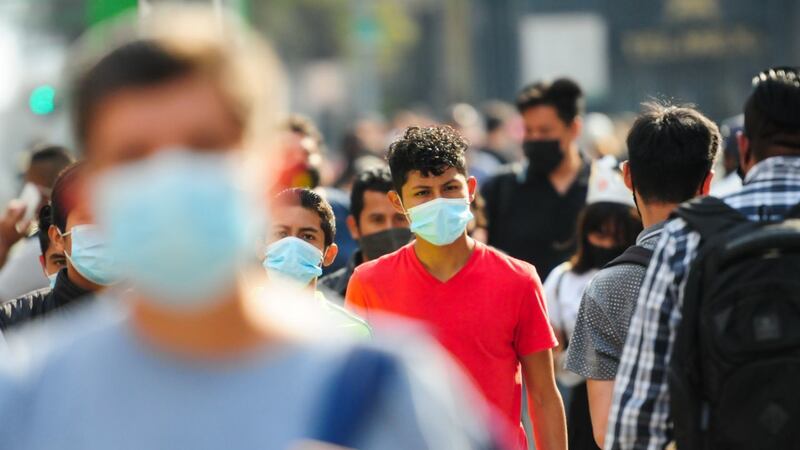 ¿Fuiste un caso ‘leve’ de COVID? La fatiga, la disnea y la falta de gusto y olfato te ‘acecharán’ por un buen rato