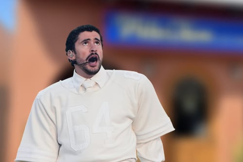 Taquero del medio tiempo de Bad Bunny en el Super Bowl invita al cantante a banquete con su familia y equipo