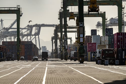 Exportaciones de México establecen récord de 70.7 mil mdd