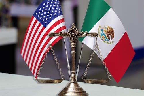 México gana arbitraje internacional: Así evitó pagar 219 millones de dólares a fondos de EU