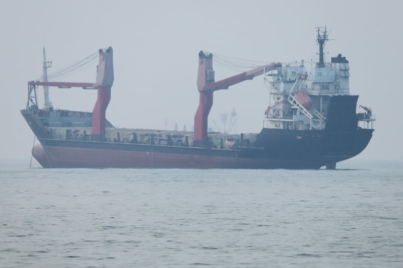EU lanza ultimátum a Irán: Exige mantener abierto el Estrecho de Ormuz y no atacar barcos