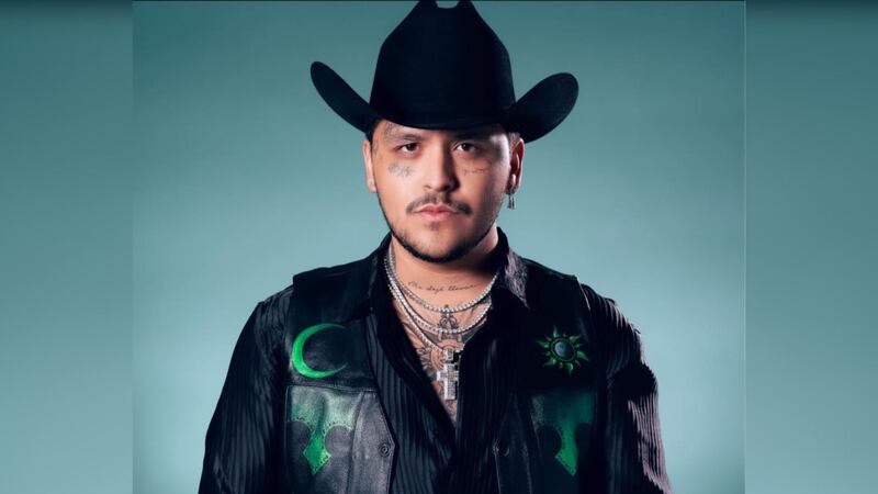 Christian Nodal borrará sus tatuajes del rostro por su bebé: ‘Ya pasó una etapa muy mía’