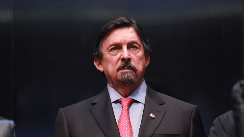 Napoleón Gómez pierde batalla legal para controlar sindicato de AHMSA