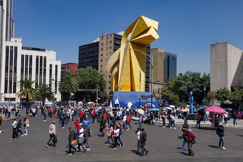 Aprueban jornada laboral de 40 horas... pero no garantiza dos días de descanso