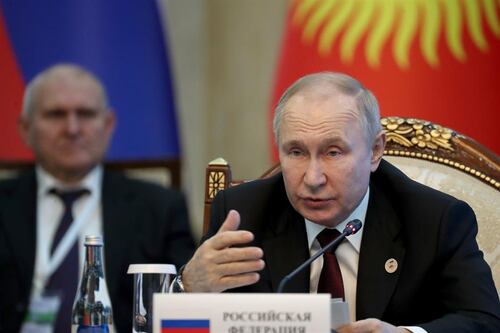 Putin entrega armas nucleares a Bielorrusia; serán usadas si Rusia es amenazada, advierte