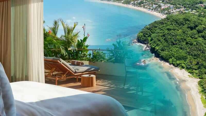 Así es el resort de lujo con tirolesa y avistamiento de ballenas en Nayarit