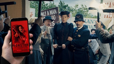'Monstruo: La historia de Lizzie Borden' cuenta la vida de Lizzie, una mujer señalada por matar a sus papás. (Foto: Créditos Cortesía Netflix/ChatGPT)