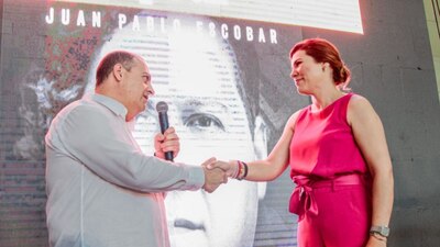 Sebastián Marroquín fue invitado por las autoridades de Baja California a impartir pláticas en las escuelas sobre la paz