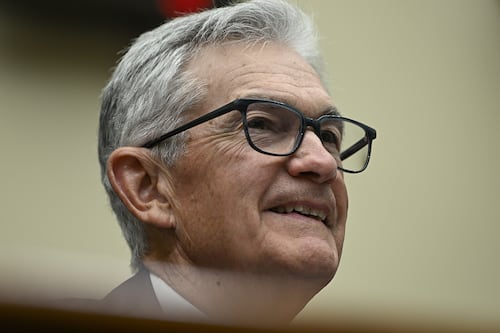 Departamento de Justicia se ‘rinde’ y desecha investigación contra Jerome Powell, presidente de la Fed