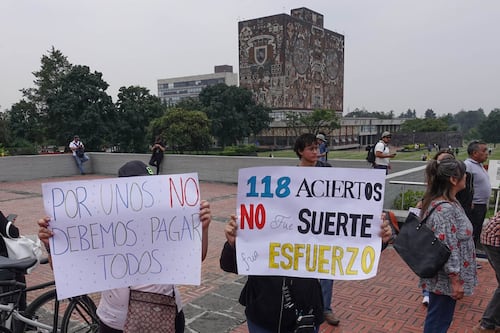 La UNAM, punto y coma
