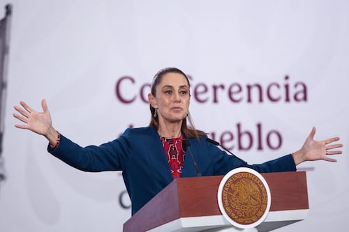 Claudia Sheinbaum entrega reforma electoral al Congreso: Cambiaría 11 artículos de la Constitución