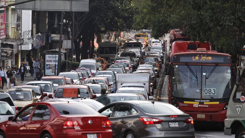 Sábado de caos vial en CDMX: ¿Por qué estará complicada la circulación en Viaducto, Circuito Interior y Churubusco?