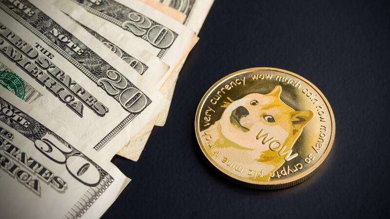 No pues 'guau': ¿Qué es dogecoin, la criptomoneda que está llamando la atención del mercado?