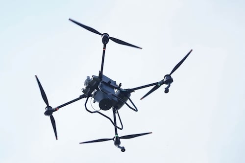 Les cayó la ‘voladora’ de Trump: Casa Blanca cita al Pentágono tras derribo de dron en frontera con México