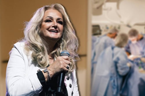 Bonnie Tyler, cantante de ‘Total Eclipse of the Heart’, en coma tras cirugía: ¿Cuál es su estado de salud?