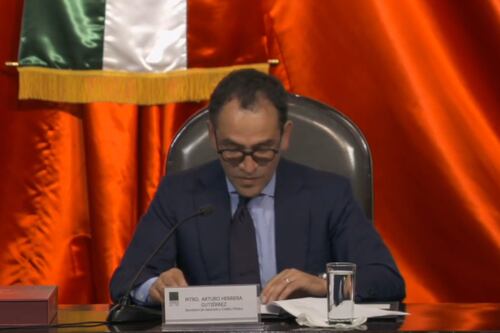 Hacienda entrega Paquete Económico 2021 al Congreso