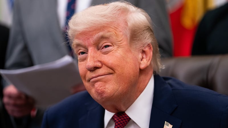 Trump flexibiliza postura sobre psicodélicos: Impulsa terapias con ibogaína para veteranos