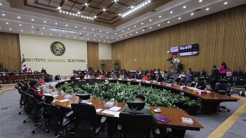 ¿Sheinbaum vs. Gálvez en el INE? ‘Árbitro’ pide tener un debate presidencial en su sede