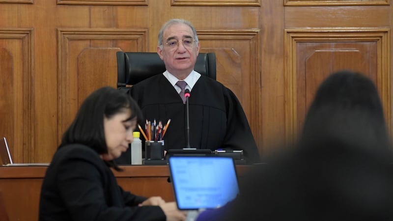 Morena presenta solicitud de juicio político contra Alberto Pérez Dayán, ministro de la SCJN