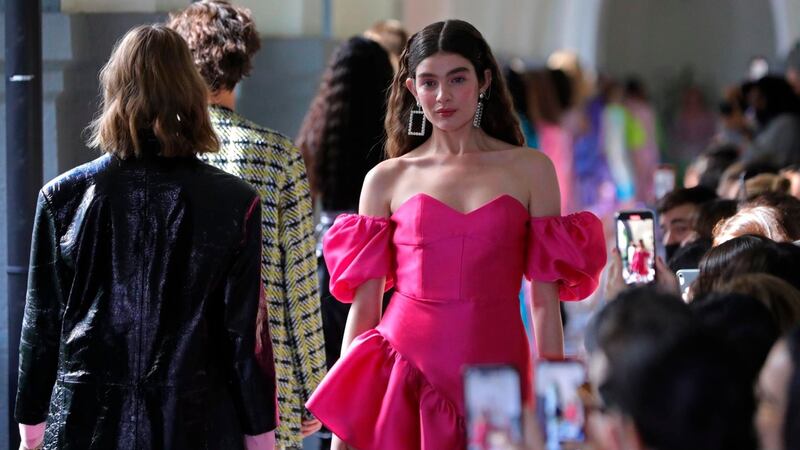 Ya comenzó el Mercedez-Benz Fashion Week México 2021 en CDMX