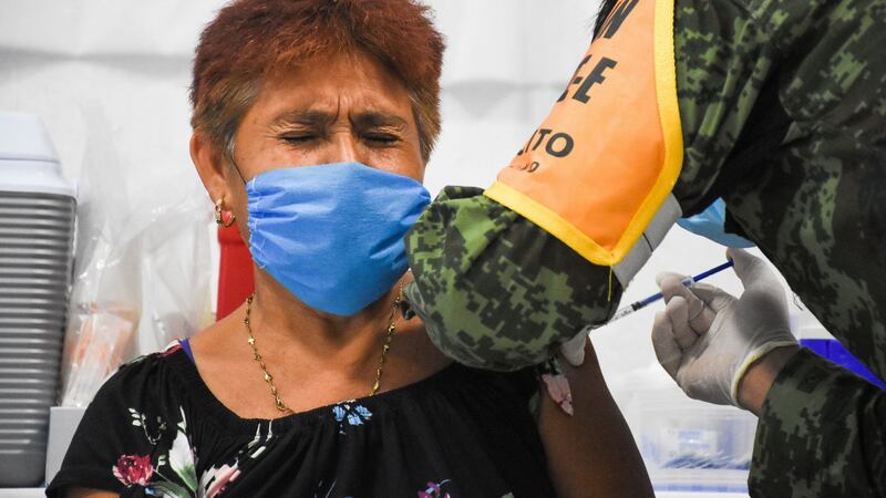 México aplica 204,091 nuevas dosis de vacunas COVID; van 132.8 millones